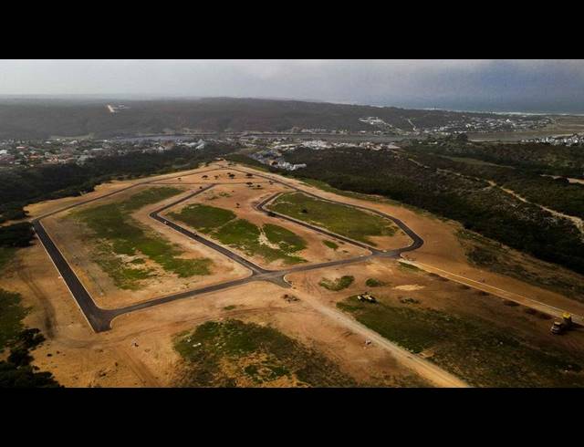 LAND FOR SALE IN STILBAAI-WES